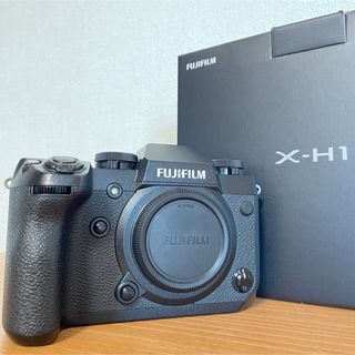 フジフイルム(富士フイルム)の【極美品】FUJIFILM X-H1 ボディ(ミラーレス一眼)